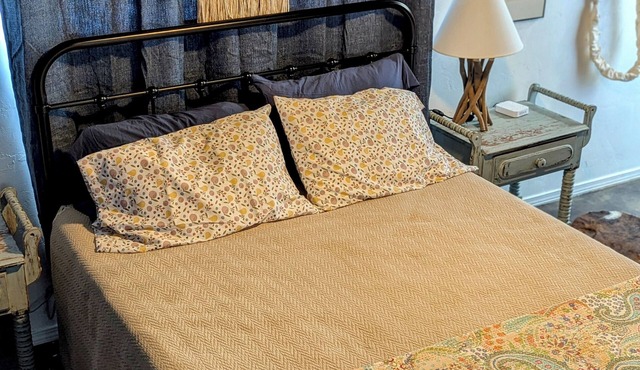 Petite Retreat - Pet Friendly for 1 Pet Only