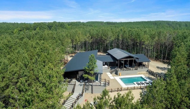 Pets | Heated Pool | Game Room | Sleeps 36
