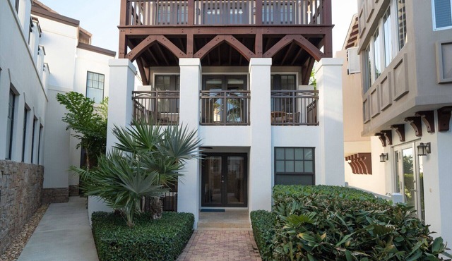 Pets, People & Pocketbook Friendly- Marlin Bay