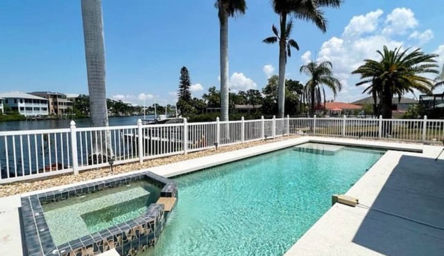 Pets, Plunges & Peace on the Gulf of Mexico