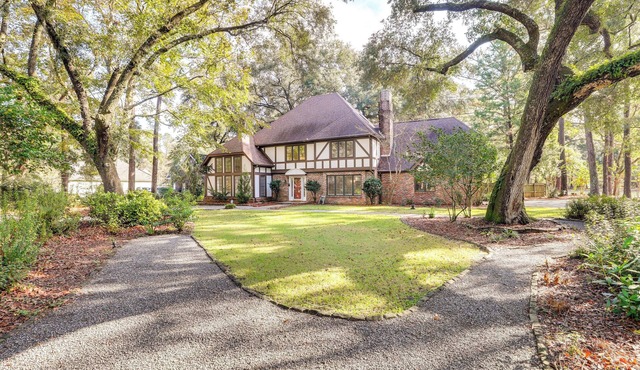 Pets Welcome, Golf Course View: Legend Oaks Home!