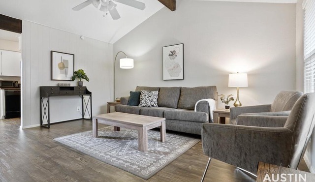 Pets Welcome Great Space Backyard Near Zilker