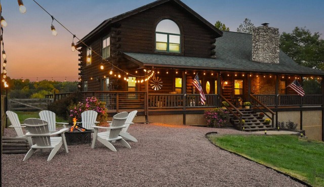 Pets? YES! Hot Tub ★ Fast Wi-Fi ★ Pool Table ★ Foosball