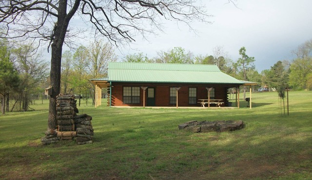 Pettit Mt. Ranch Log Cabin on Gated 36 acres near Pettit Bay and Tenkiller Lake