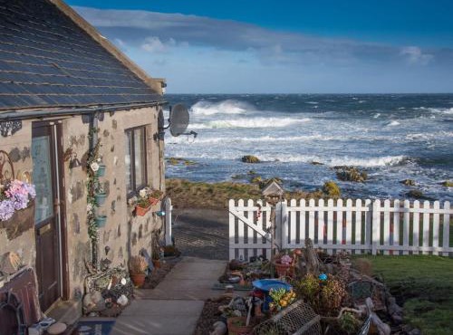 Pew with a View - Seafront Cottages
