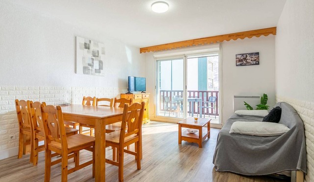 Peyragudes: Apt 8 people, balcony, parking, wifi