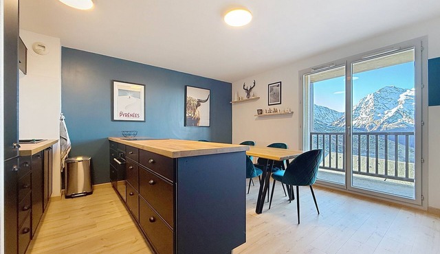 PEYRAGUDES -Peyresourde renovated apartment, great view and ideal for skiers and families