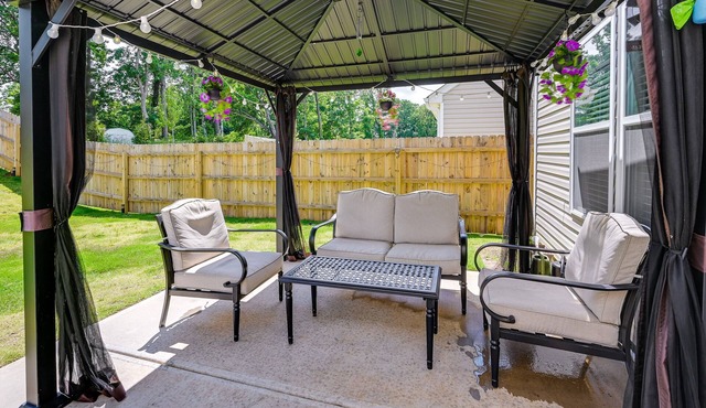 Pfafftown Home ~ 7 Mi to Wake Forest University!