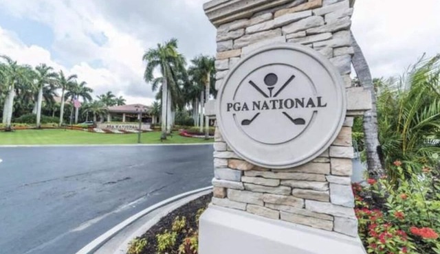 PGA National golf villa condo , 2 bed, 2 bath. PRIME LOCATION.