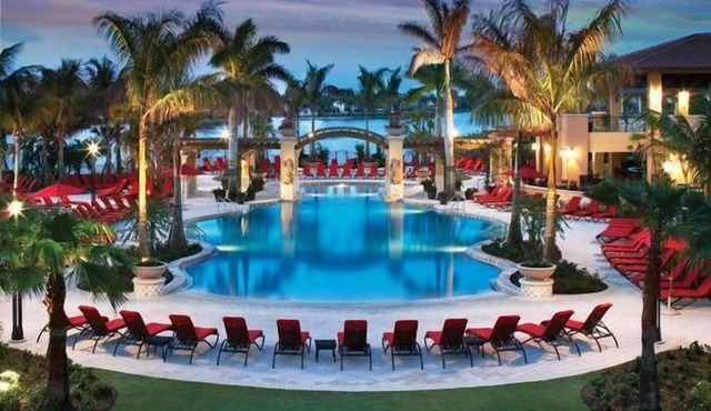PGA Resort Cottage FREE Private Beach Club Access & Sunsets on the 18th Fairway