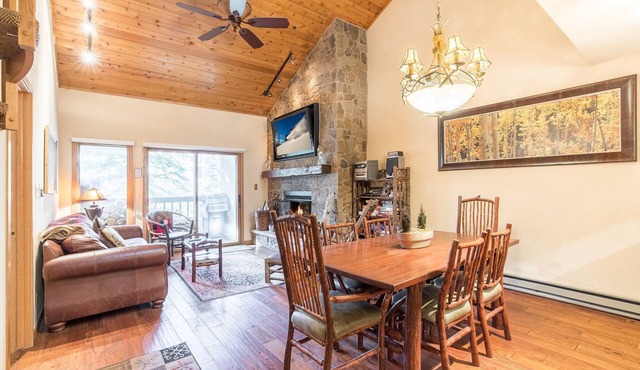 PH TRU Ski-in/out walk 2 Village.1364 sf, 2 Kings, 3rd floor units large, BEST .