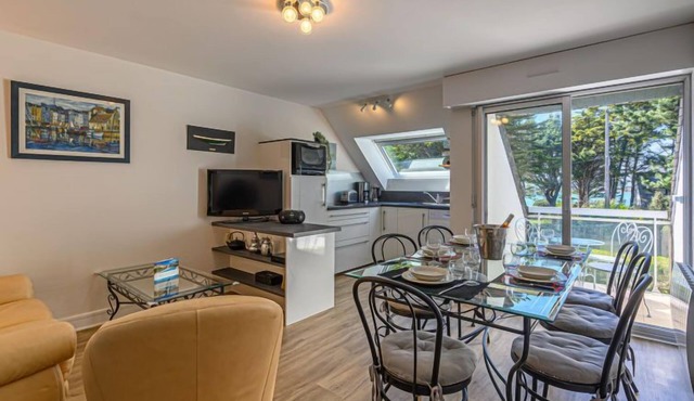 Phare de Kernevest by Interhome