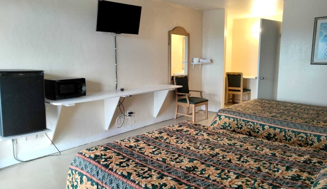 Pharr Executive Inn good clean place for the price. near Airport, restaurants