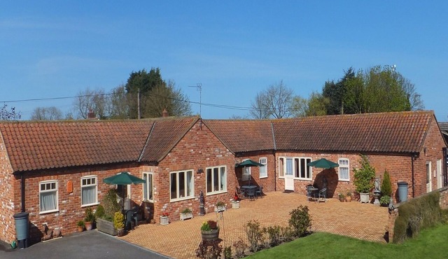 Pheasant Cottage at West View