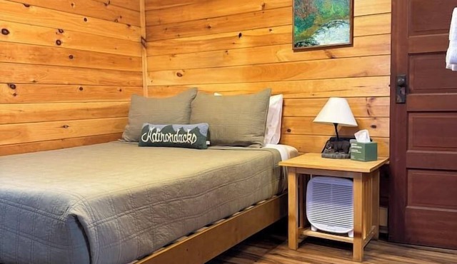 Phelps Hiker Cabin