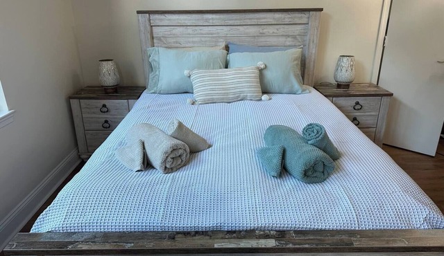 Philadelphia Studio with reserved FREE PARKING & Fitness