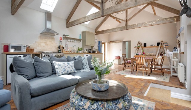 Philips Barn - Barn Conversion on edge of Dartmoor with hot tub