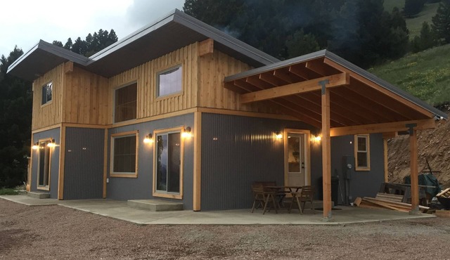 Philipsburg Franklin Mountain Cabin