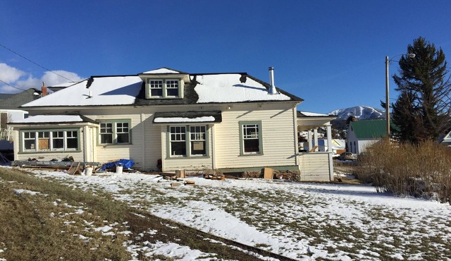 PHILIPSBURG NOB HILL HOUSE 2 BEDROOM 1 BATH