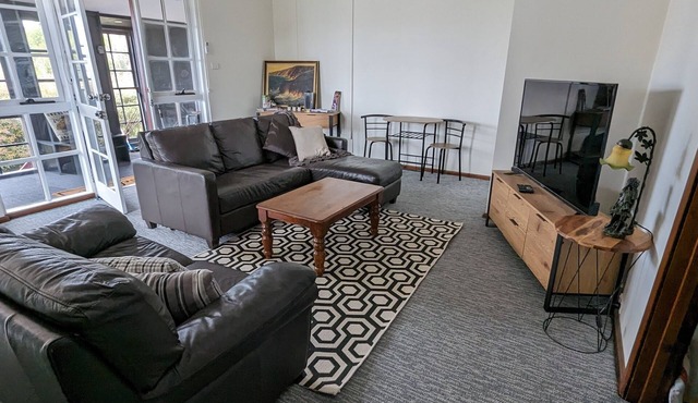 PHILLIP ISLAND Smiths BeachnStunning 2br ApartmentnWalk 1min Beach 5min GP Track