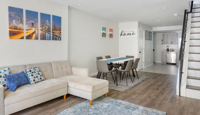 Philly Historic Townhome near PENN & CHOP