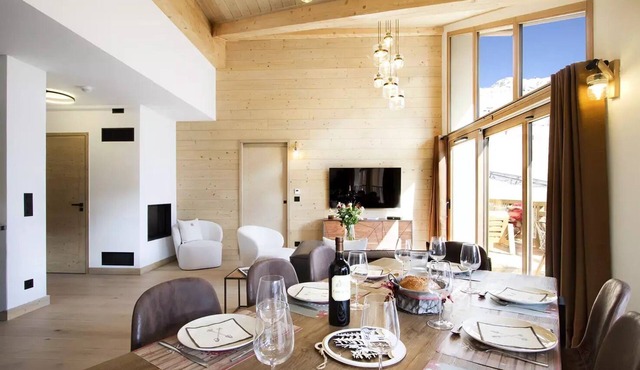 PHOC31 Very nice apartment with large volumes, bright and very well equipped
