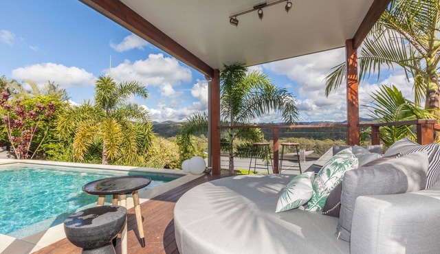 Phoebe Darling Holiday House (limited season)