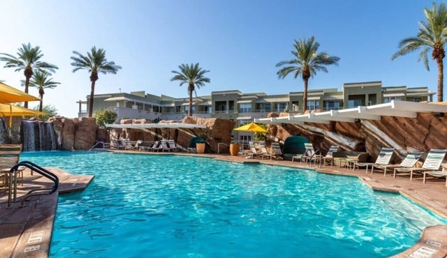 Phoenix | Golf Retreat | Pool & Spa | 2BR Villa