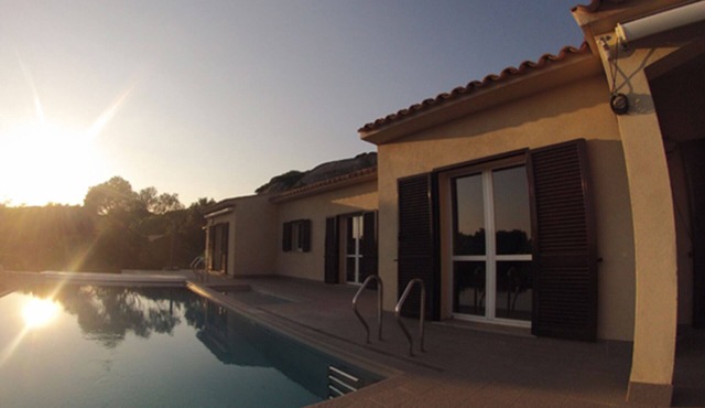 Pianottoli Caldarello: House/Villa - Pianottoli - CaldarelloHouse with garden