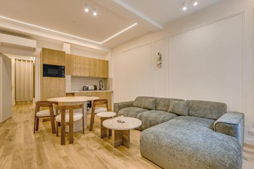 Pick A Flat's Apartment in Saint Germain - Rue Vaneau