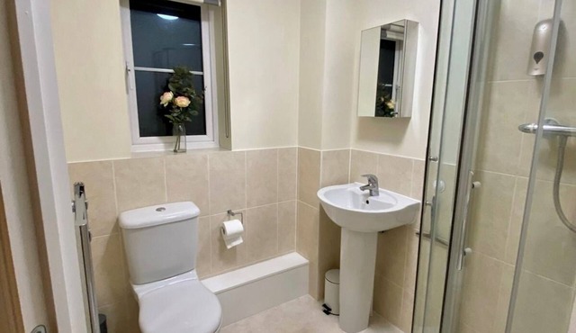 PIcket House - Andover - 3 bedroom with garden in quiet area close to centre