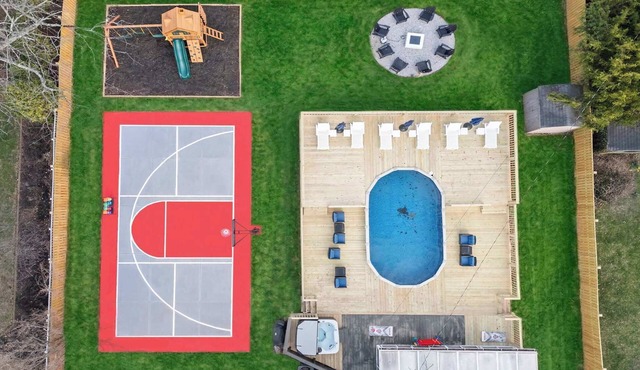 Pickleball-Basketball-Pool-HotTub-GameRoom-FirePit