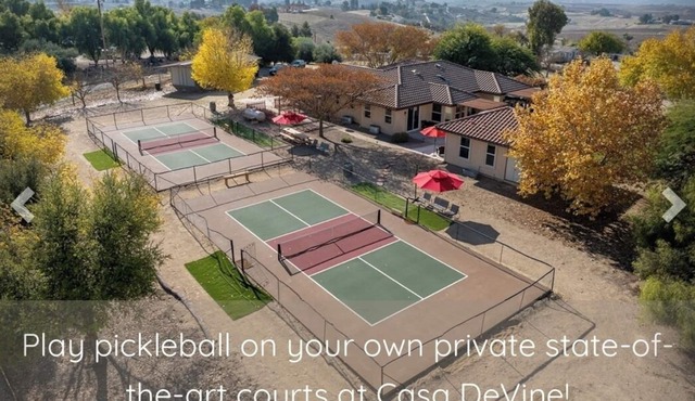 Pickleball @ Casa De-Vine in Paso Robles Wine Country, 10 Acres w/Vineyard Views