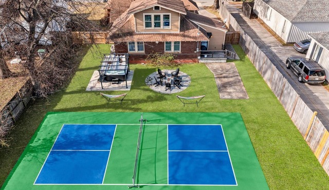 Pickleball Court Ev Power Cord Hot Tub Pool Table