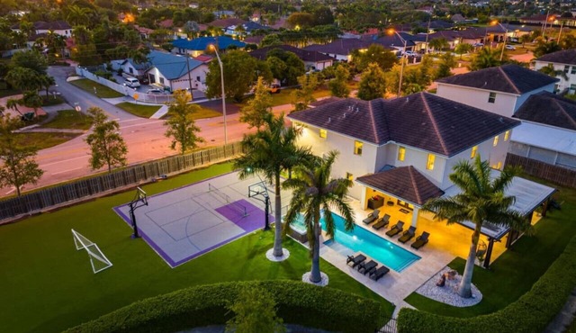 Pickleball/Gameroom/Soccer Field/Pool