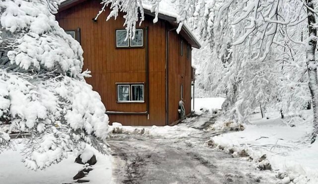 Pickleball |Pool Table |Hot Tub |FirePit |King Bed