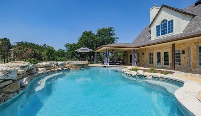 Pickleball, Private Pool & More! - Vista Blue!