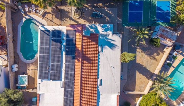 Pickleball Sport Court, Pool, Hot Tub & Pool Table