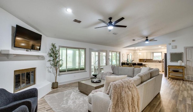 PickleballandSport Court Spacious Kemp Home!