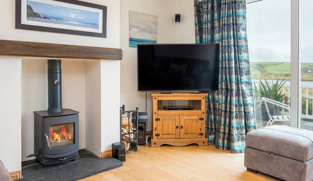 Pickleridge View, Holiday Home Dale, Sleeps 10, 5 bedrooms, bathrooms