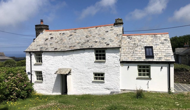 Picture perfect cottage in rural Tintagel