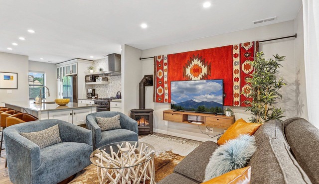 Picture Perfect Mountain Retreat | Walk to Downtown & NAU | Hot Tub & Unbelievable Backyard!