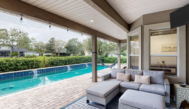 Picture-perfect getaway with saltwater pool, outdoor bar, grill & soaking tub
