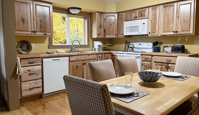 Pictured Rocks Bungalow