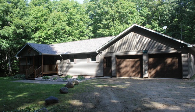 Pictured Rocks Lodge