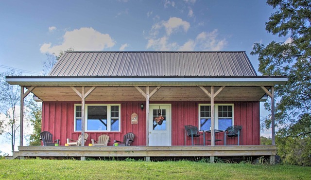 Picturesque Cabin set on 150-acre farm, 5-minute drive to Chautauqua Institute
