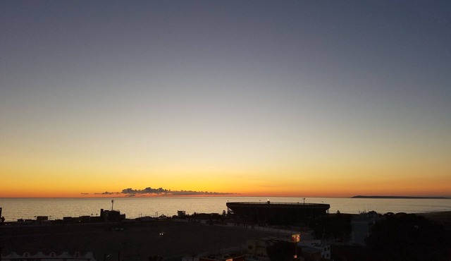 Picturesque - Coastline Islands City - Fantastic Location