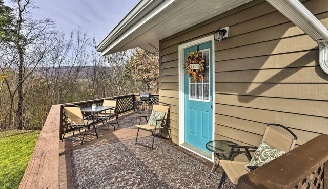 Picturesque Cottage in the Heart of Trenton!