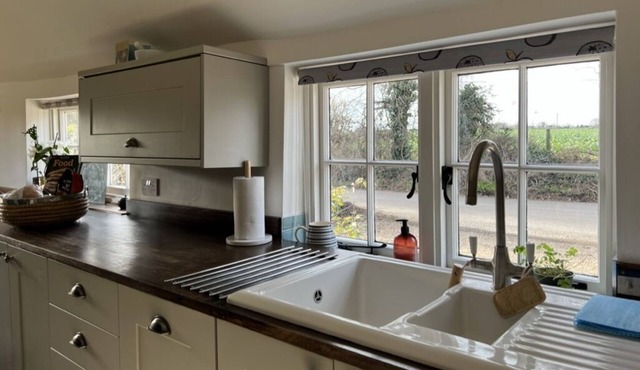 Picturesque Country Cottage near Canterbury