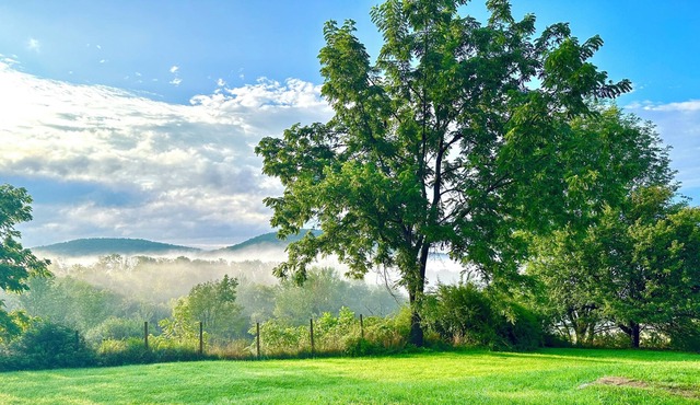 Picturesque Farm Getaway for the Whole Family!